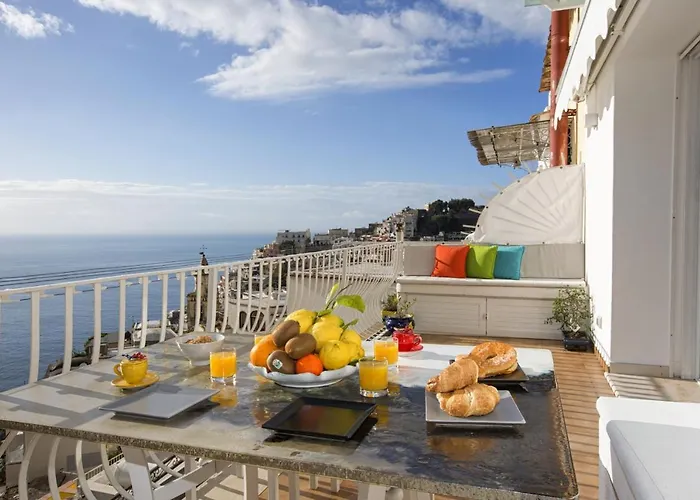 - Casa Paradisea Semesterbostad *