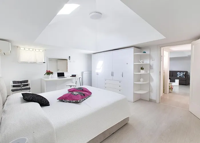 - Casa Paradisea Holiday home *