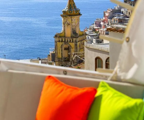 - Casa Paradisea Holiday home