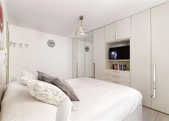 - Casa Paradisea Holiday home